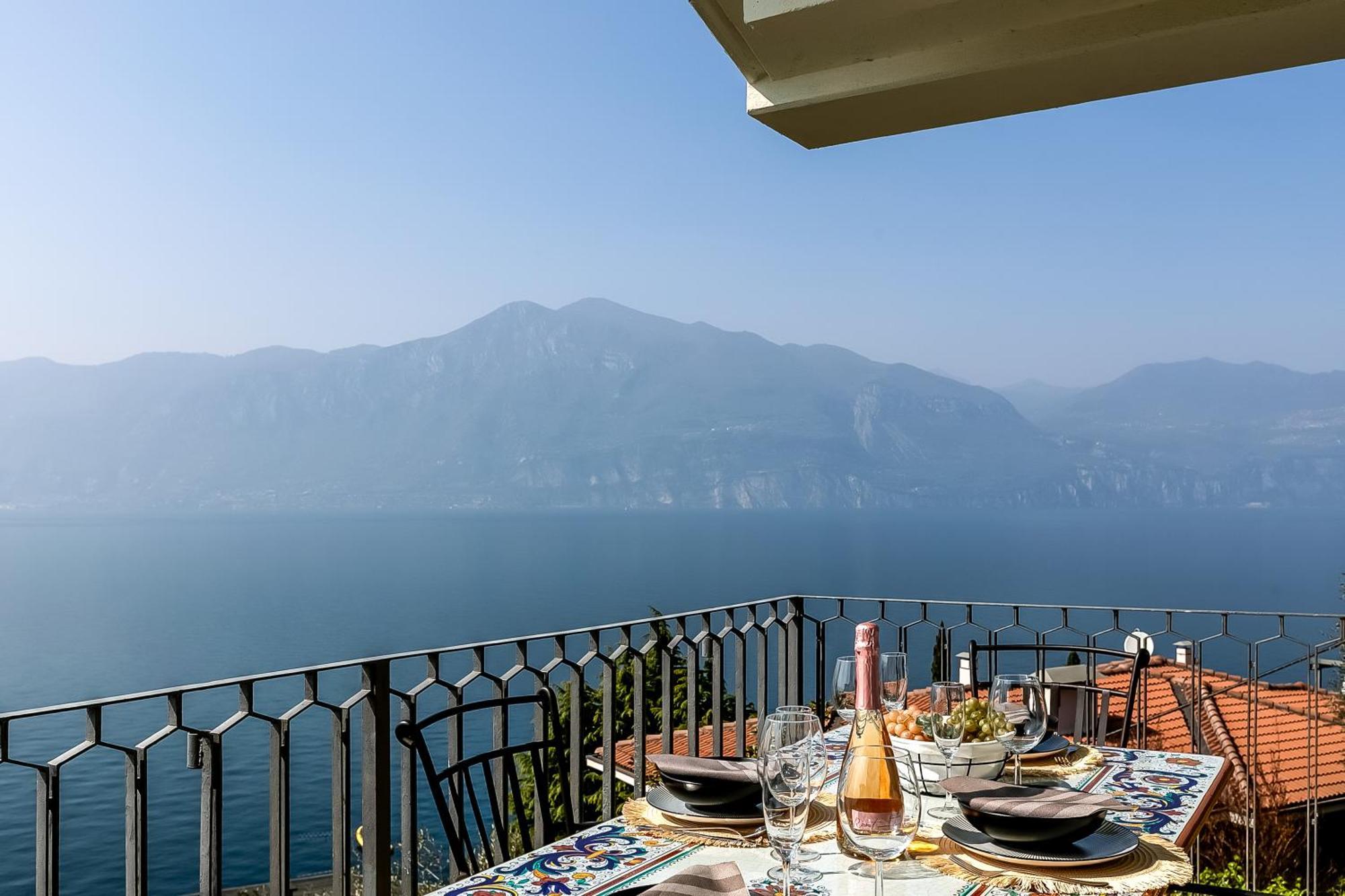Villa Mercurio Brenzone sul Garda Bagian luar foto